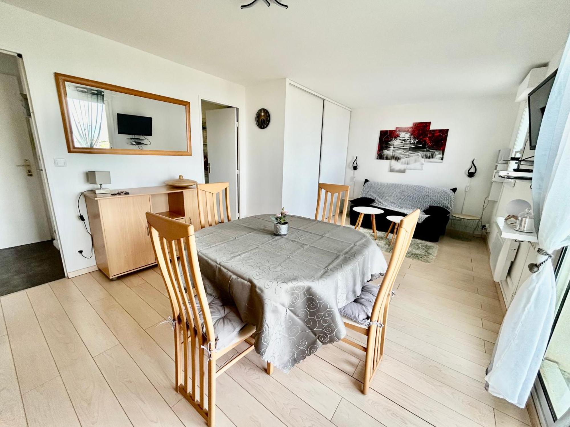 L'Horizon Bleu Apartment Блонвил-сюр-Мер Екстериор снимка